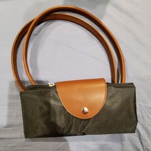 Travel collapsible travel tote